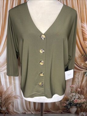 PerSeption Concept Olive V‑Neck Button Front Top
